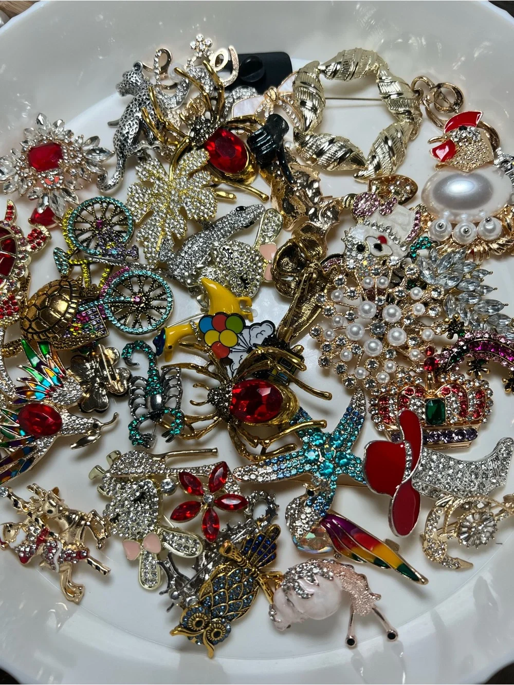 Brand new brooches bundle lot of 4 for $20